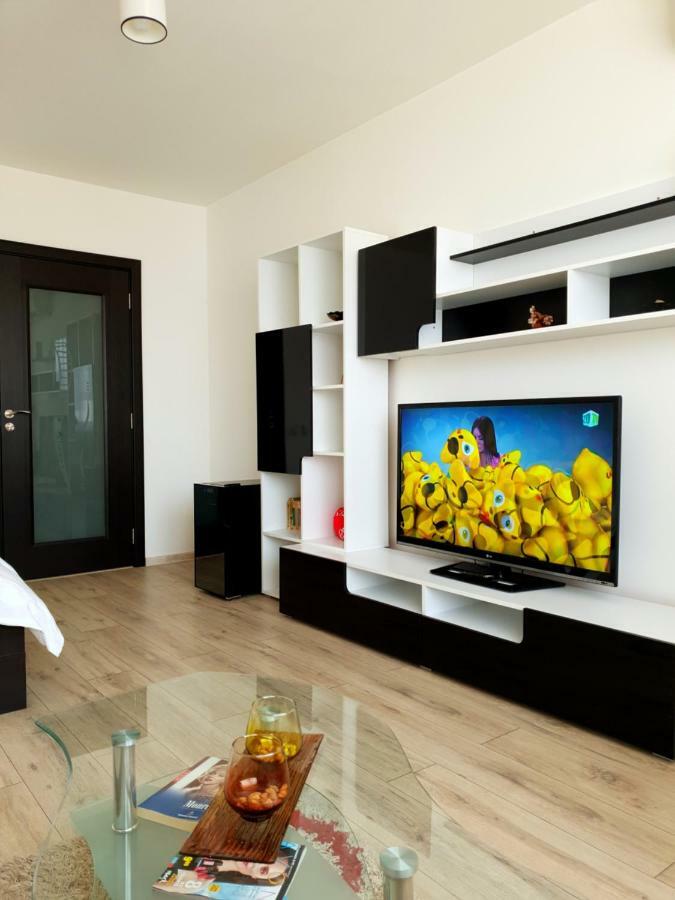 Studio Central Piatra Neamţ Buitenkant foto